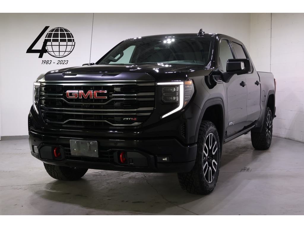 2024 GMC Sierra 1500 4WD Crew Cab 147  AT4