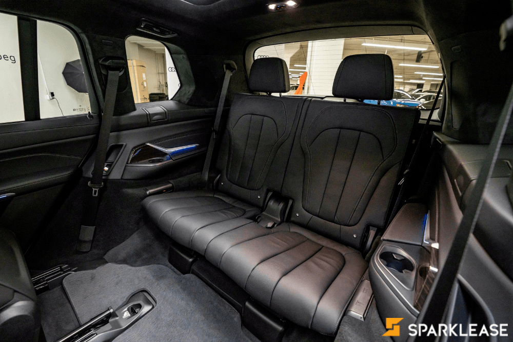 2021 BMW X7 xDrive40i 远程启动, Winnipeg, 全款车