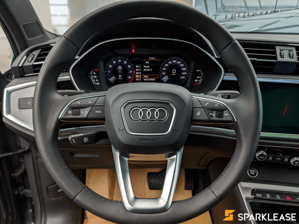 2021 Audi Q3 45 QUATTRO SPORT UTILITY, 多伦多, 原厂Lease方案