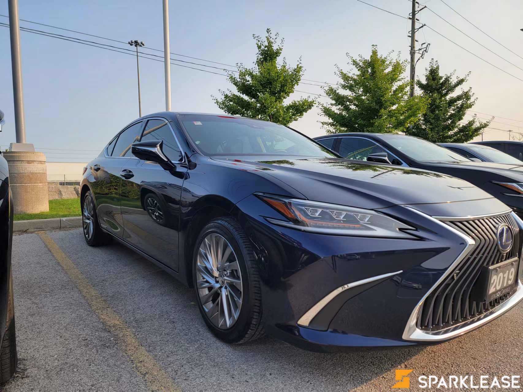 2019 Lexus  ES 300h Ultra Luxury 顶配, 多伦多, 全款车