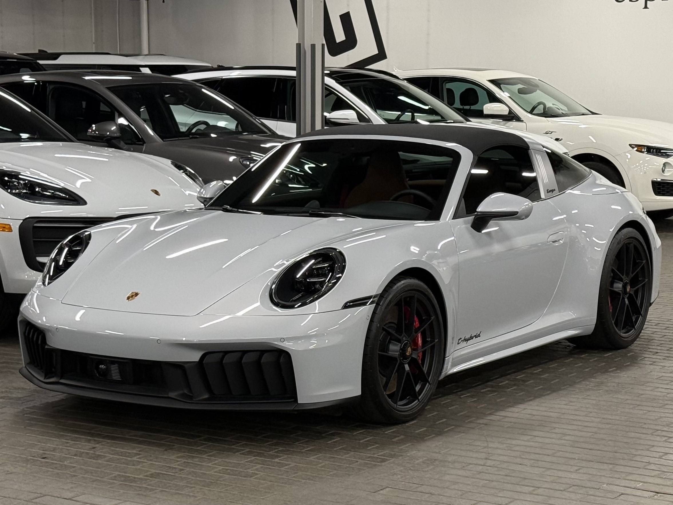 2025 Porsche 911 Targa 4 GTS