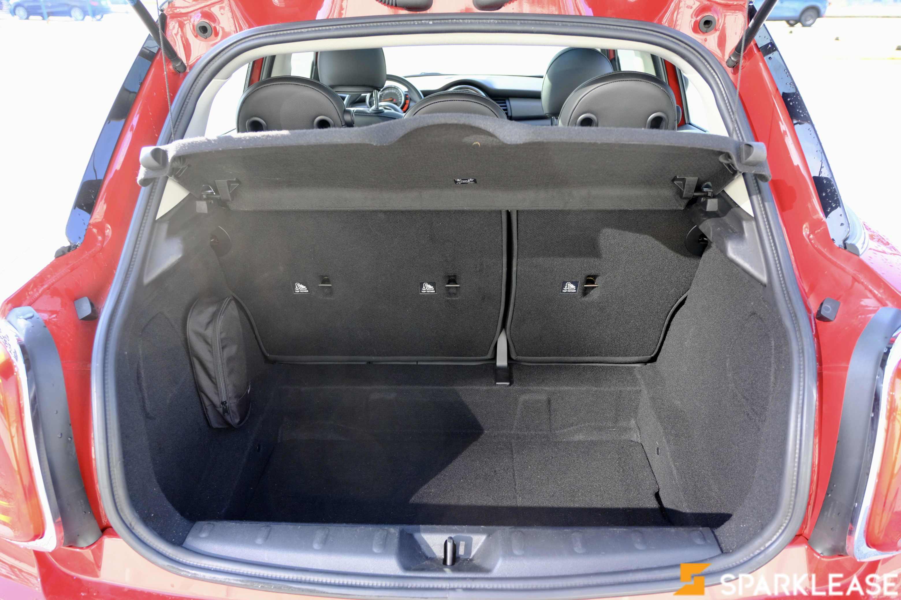 2015 MINI  Cooper Hardtop 5 Door  5dr HB , 温哥华, 五大行Finance估价