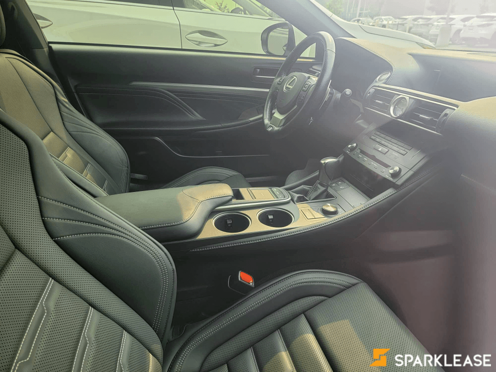 2017 Lexus RC300 F-Sport 2, 多伦多, 五大行Finance估价