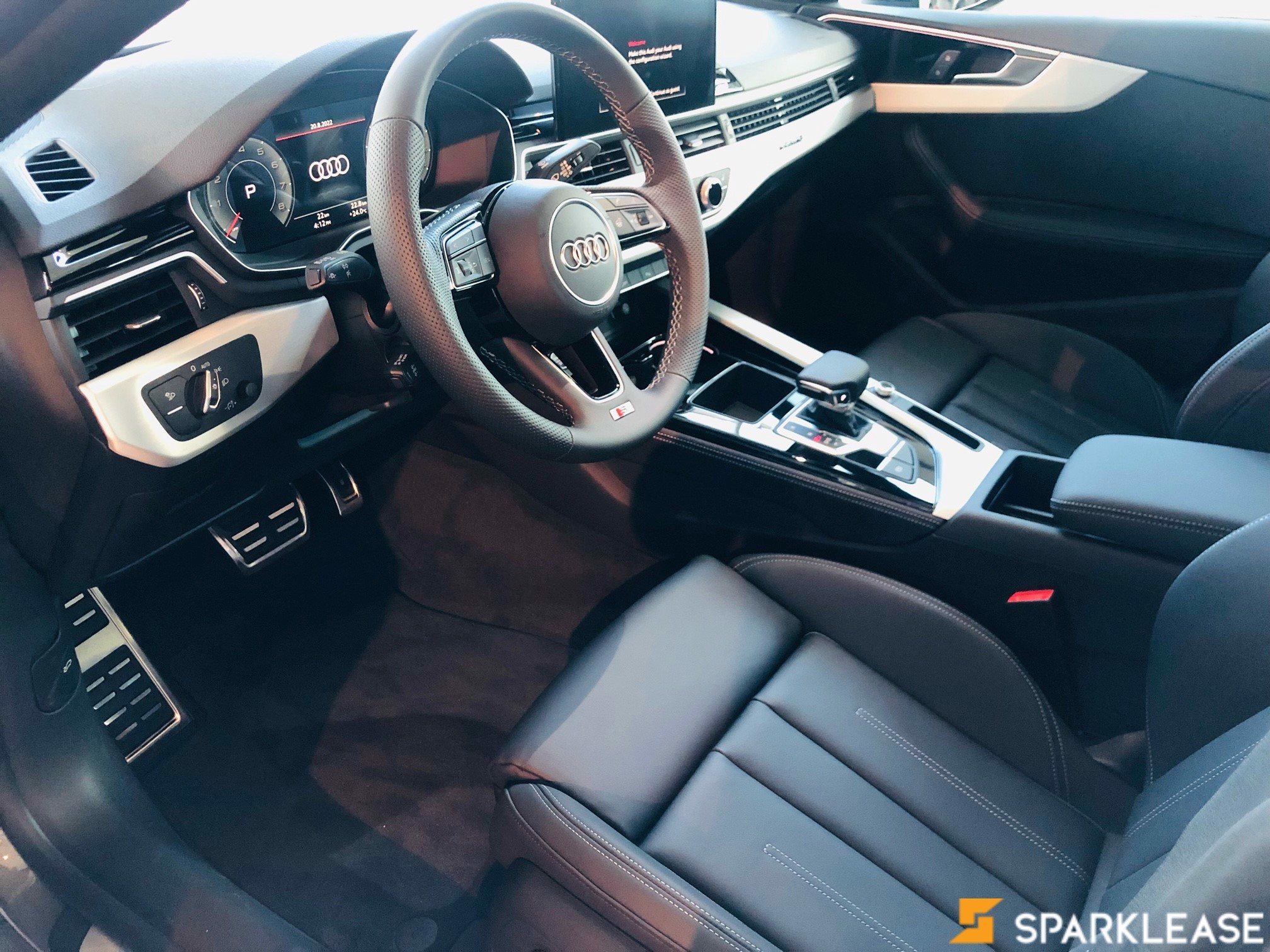 2023 Audi  A5 Sportback  Progressiv 现车, 多伦多, 原厂Lease方案