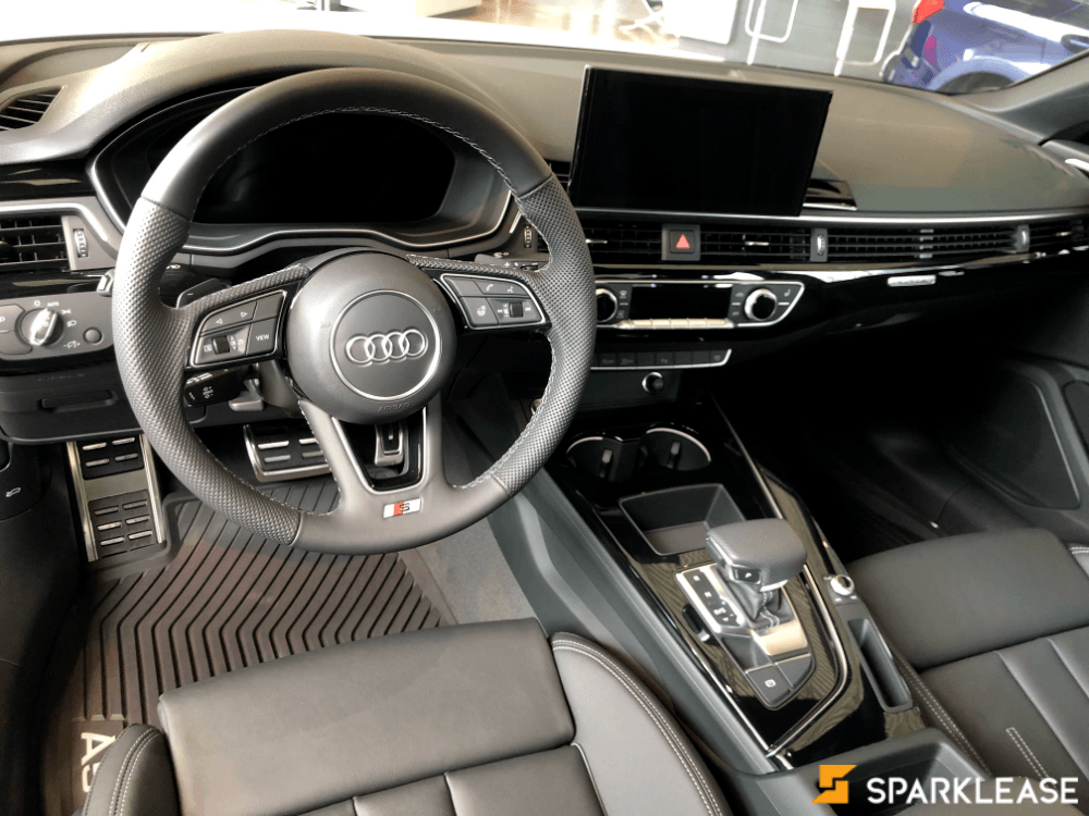 2022 Audi A4 45 Progressiv, 多伦多, 原厂Lease方案