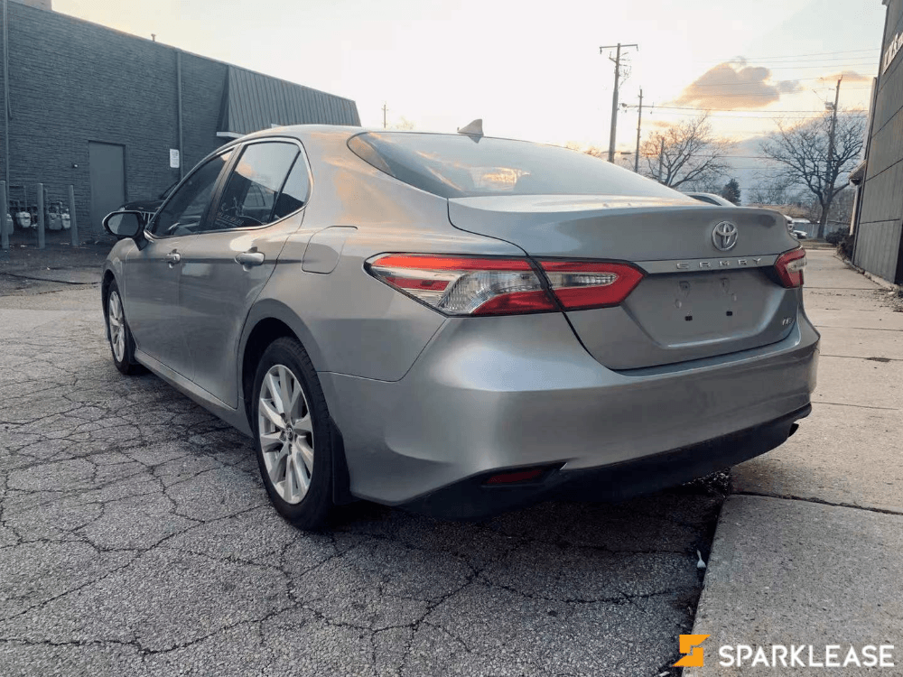 2019 Toyota Camry LE, 多伦多, 第三方LEASE