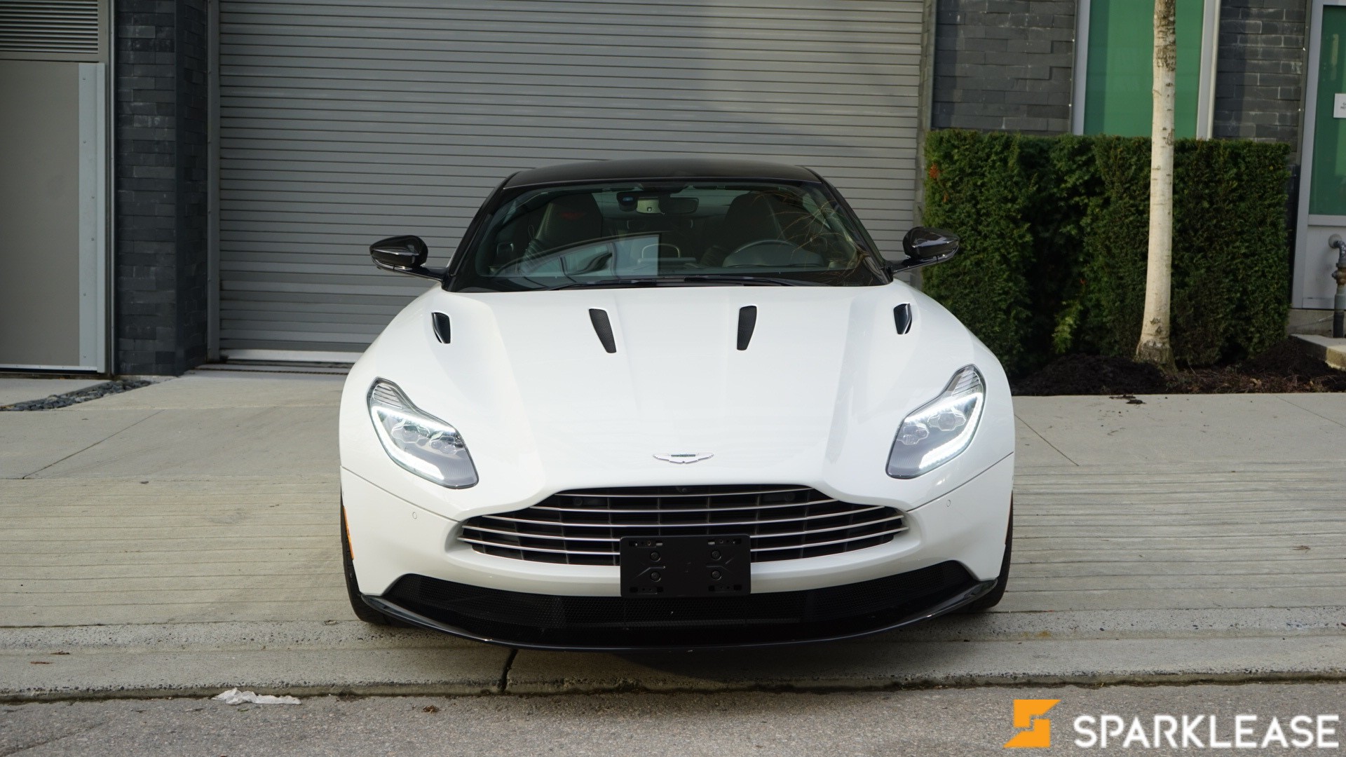 2017 Aston Martin DB11, Vancouver, Cash