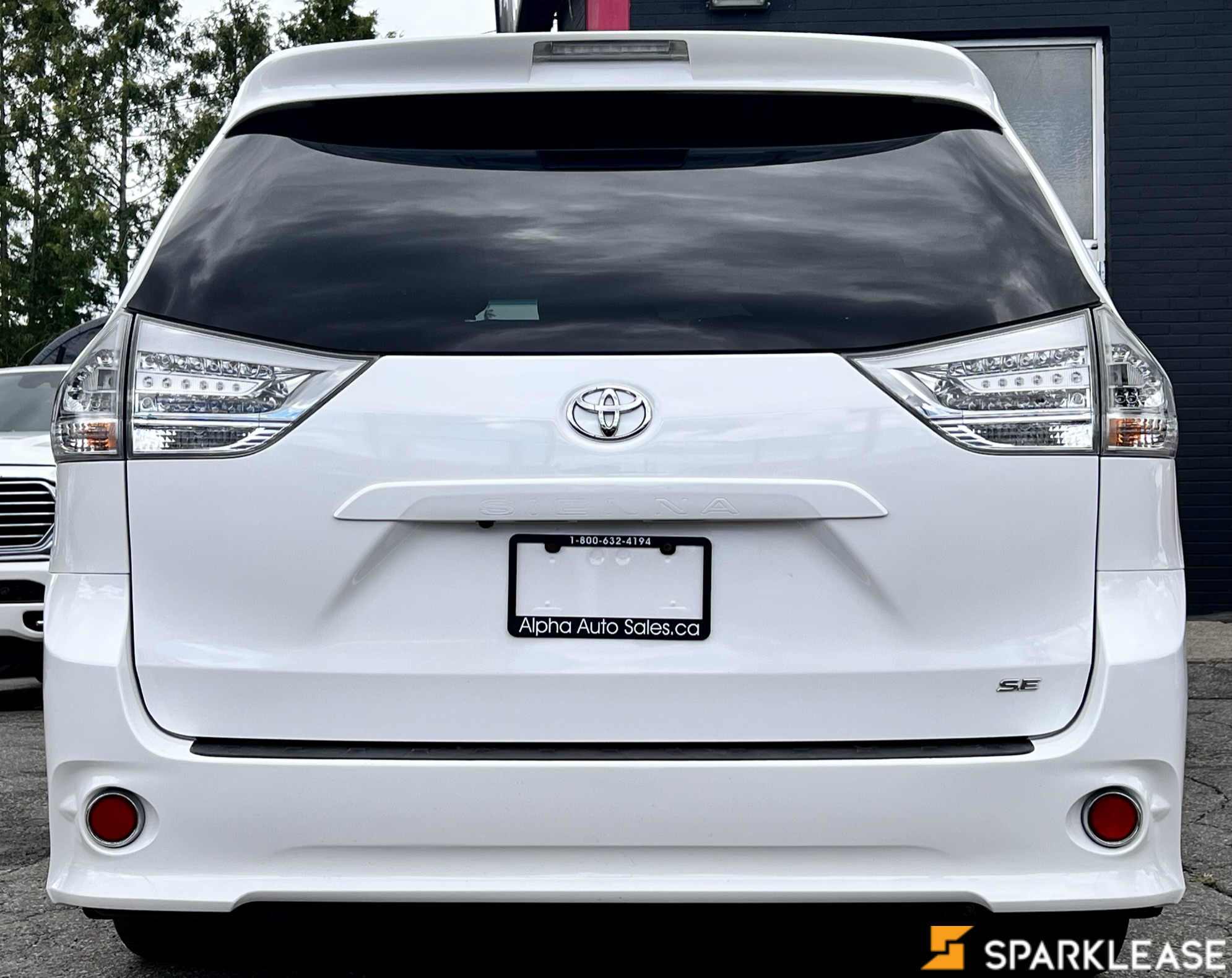 2017 Toyota  Sienna  5dr SE 8-Pass FWD , 多伦多, 五大行Finance估价