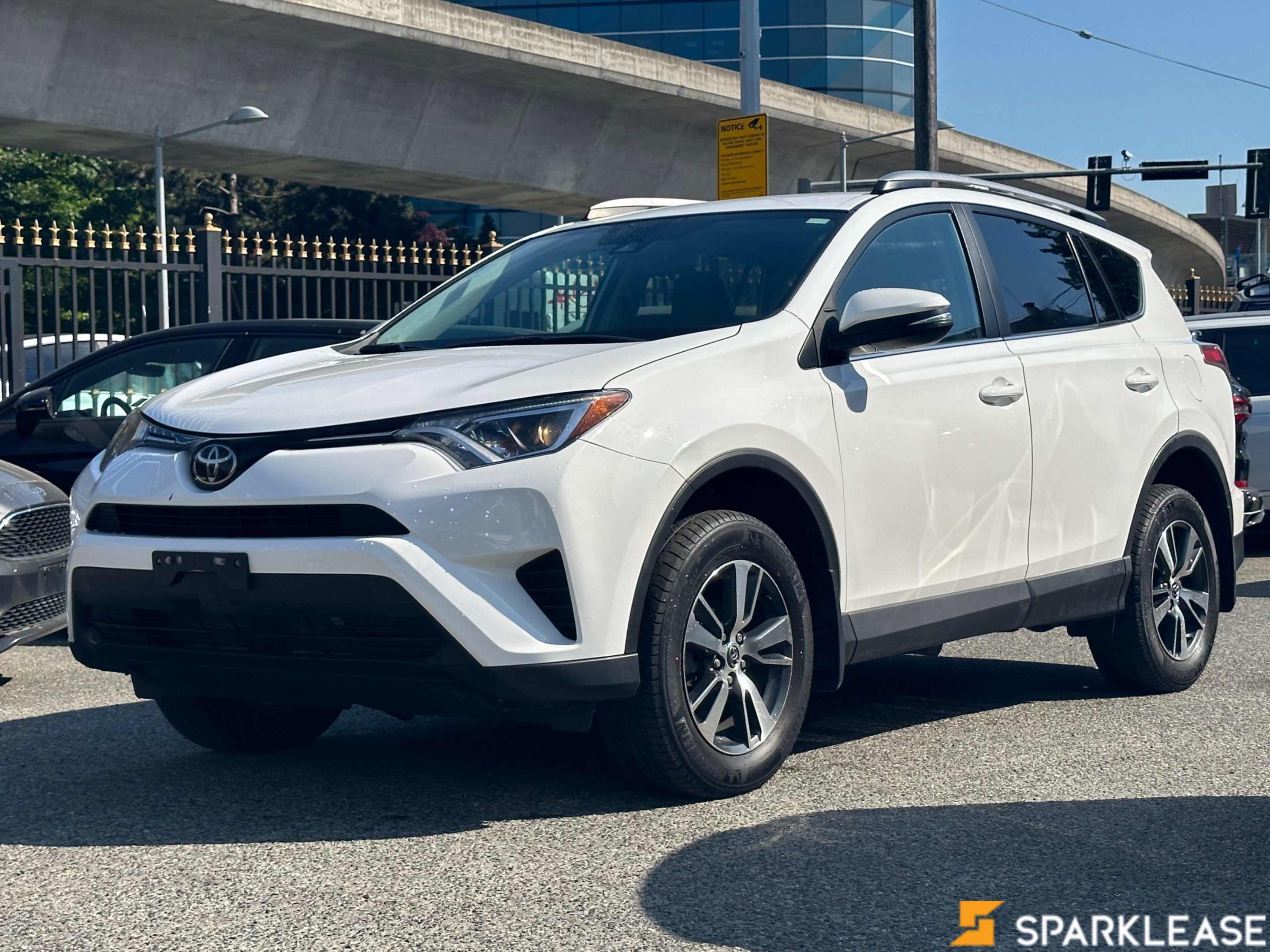 2018 Toyota RAV4 AWD LE, 温哥华, 全款车