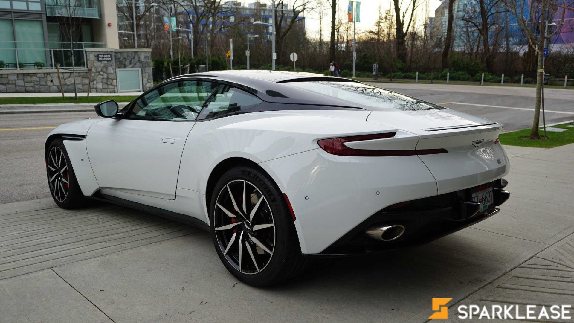 2017 Aston Martin DB11, Vancouver, Cash
