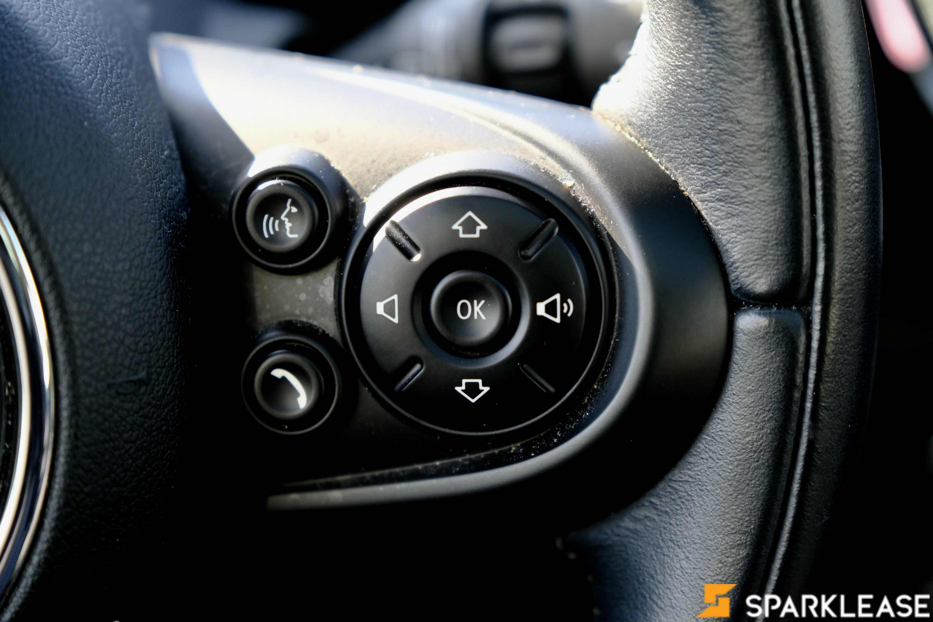 2015 MINI  Cooper Hardtop 5 Door  5dr HB , 温哥华, 五大行Finance估价