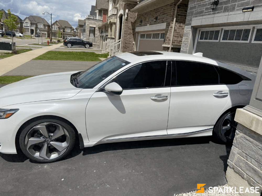 2019 Honda Accord 2.0T Touring 外白内白, 多伦多, 转LEASE