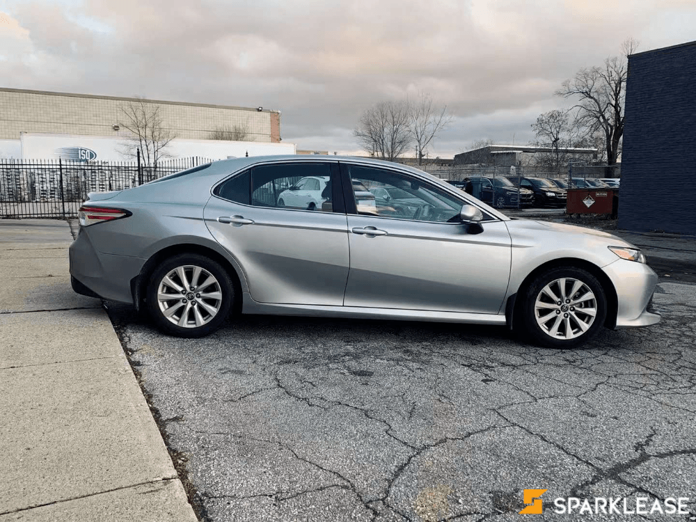 2019 Toyota Camry LE, 多伦多, 第三方LEASE