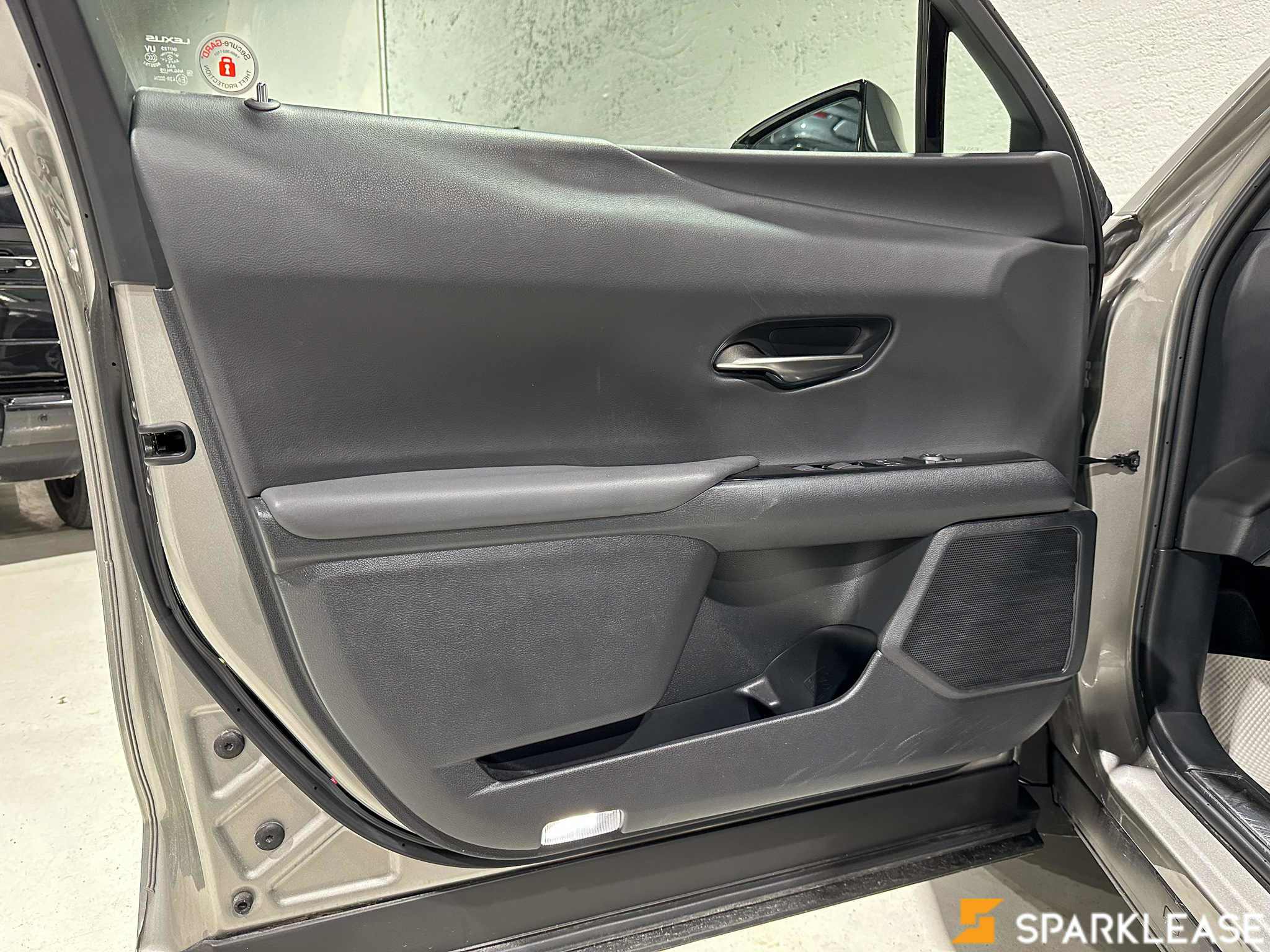 2019 Lexus  UX200 F Sport 1, 多伦多, 五大行Finance估价