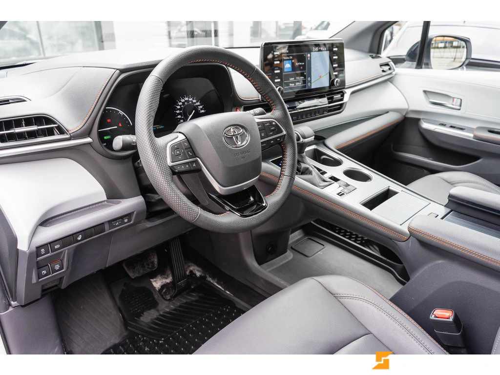 2021 Toyota  Sienna  XSE 7-Passenger FWD , 多伦多, 五大行Finance估价