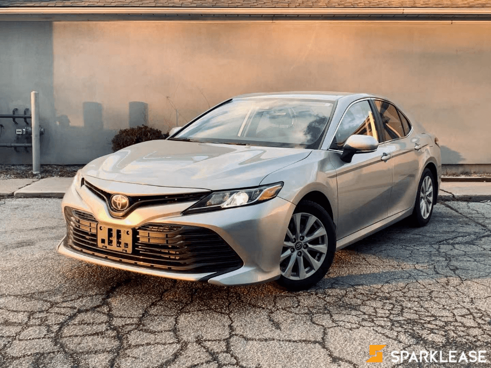 2019 Toyota Camry LE, 多伦多, 第三方LEASE