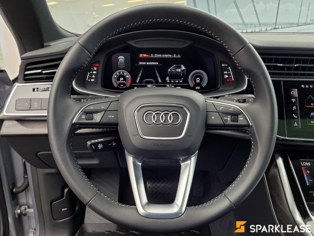 2020 Audi Q8 55 Progressiv, 多伦多, 第三方LEASE