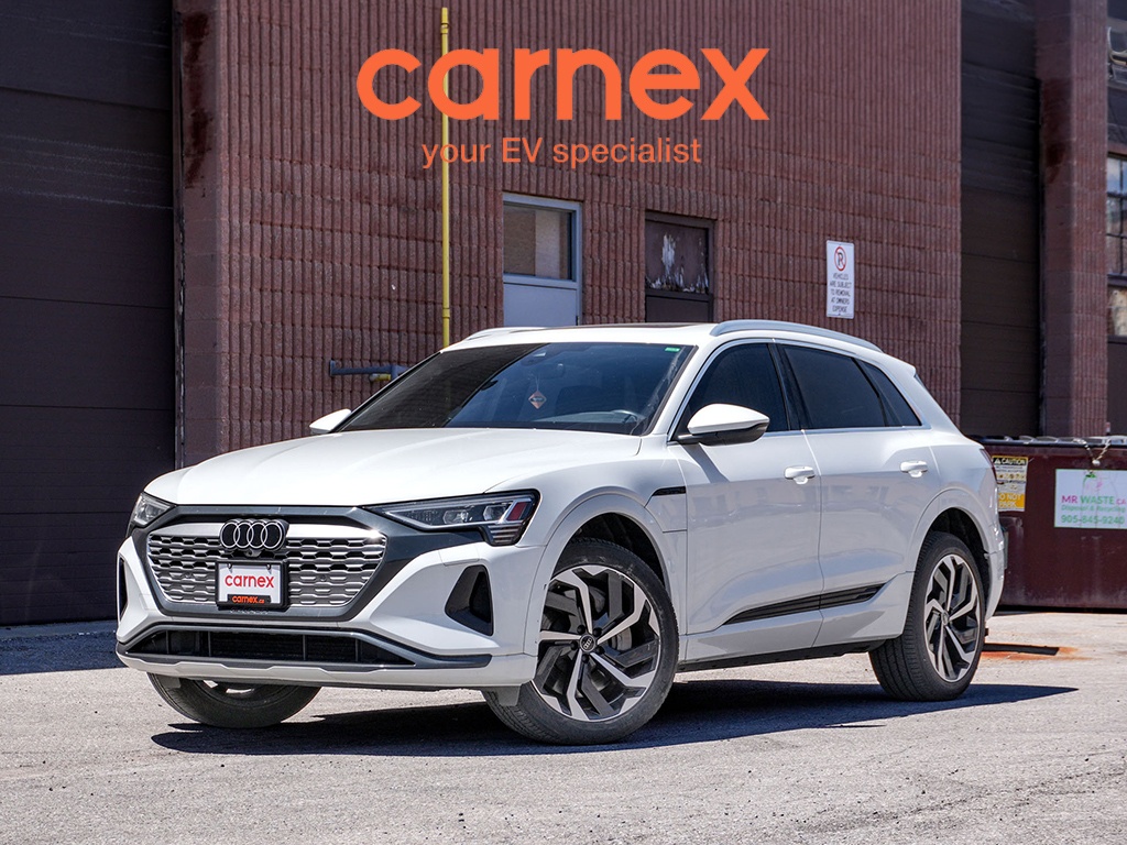 2024 Audi Q8 e-tron e-tron Premium quattro AWD ,Clean Carfax ,Sunroof