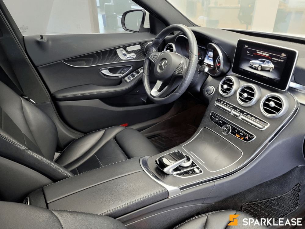 2018 Mercedes-Benz C-300, 多伦多, 五大行Finance估价