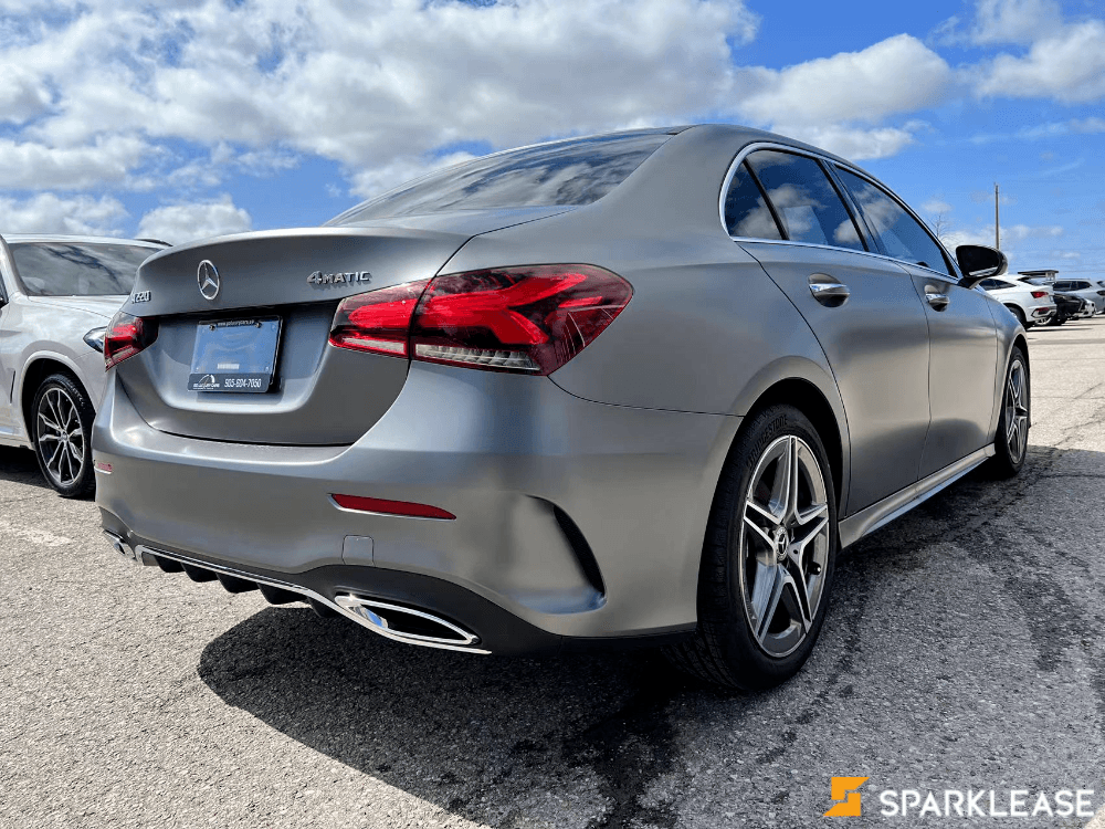 2022 Mercedes-Benz A220 4MATIC Sedan, 多伦多, 第三方LEASE