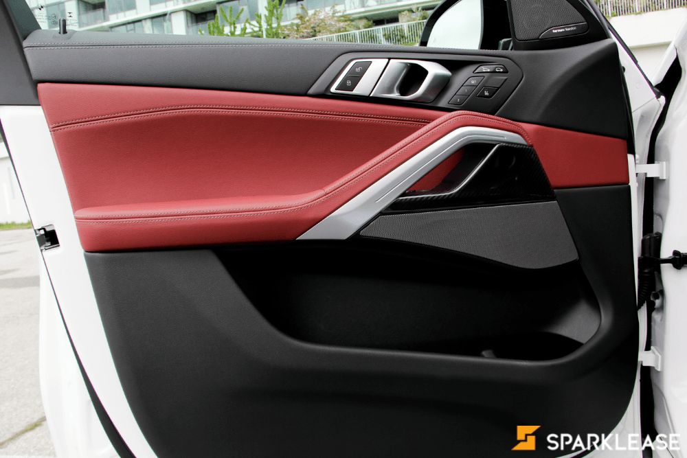 2021 BMW X6 M50i, 温哥华, 全款车