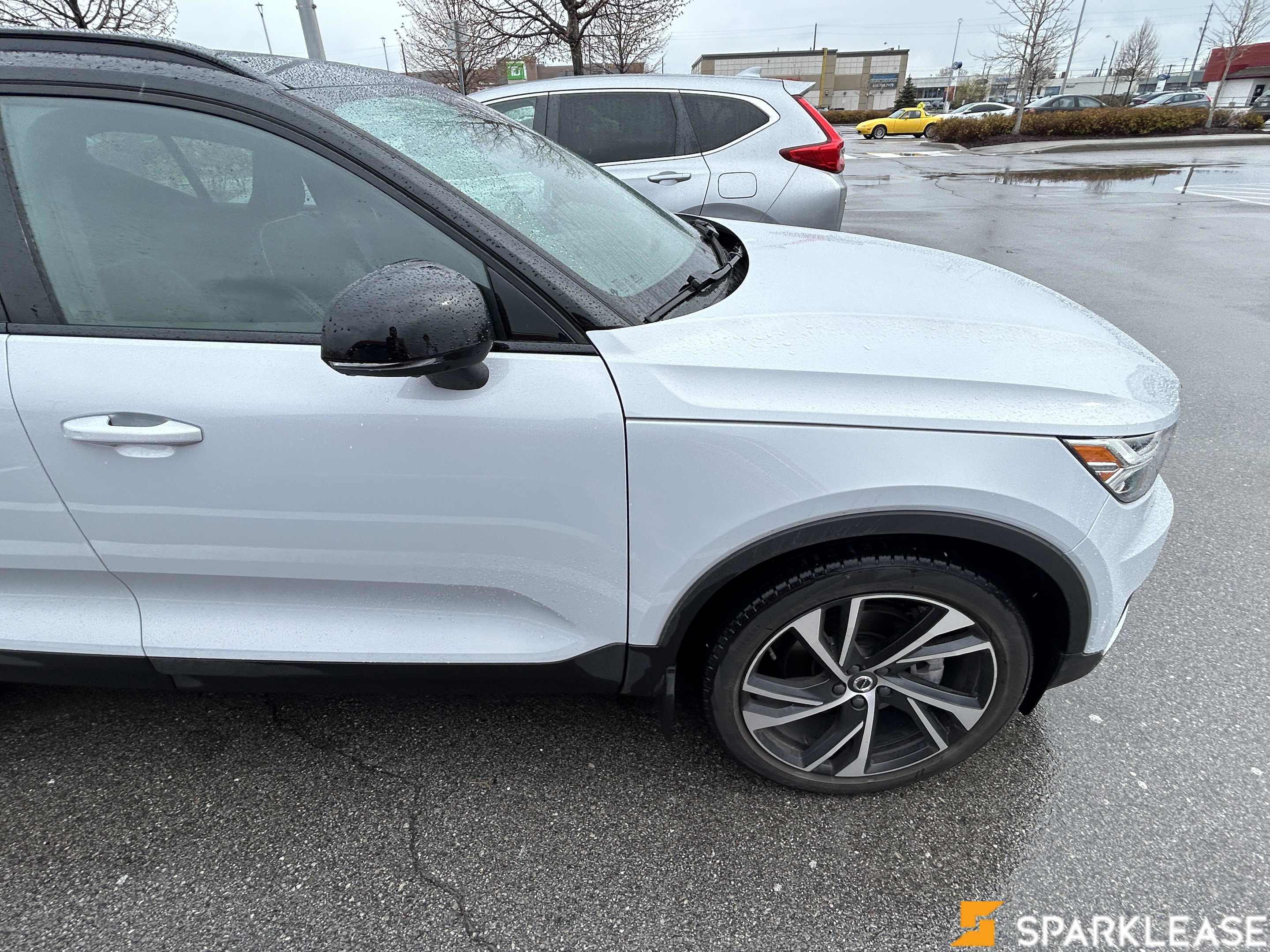 2022 Volvo XC40 T5 AWD R-Design, Toronto, Lease Transfer
