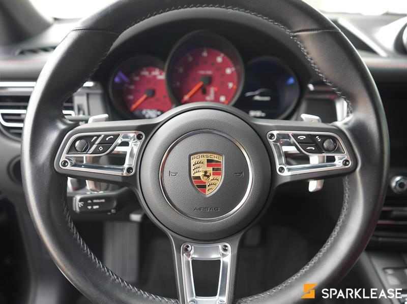 2021 Porsche Macan AWD, Toronto, Finance Quote Provided