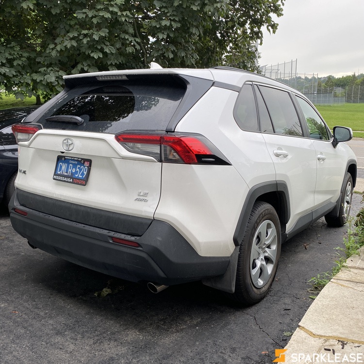 2020 Toyota RAV4 LE AWD, 多伦多, 转LEASE