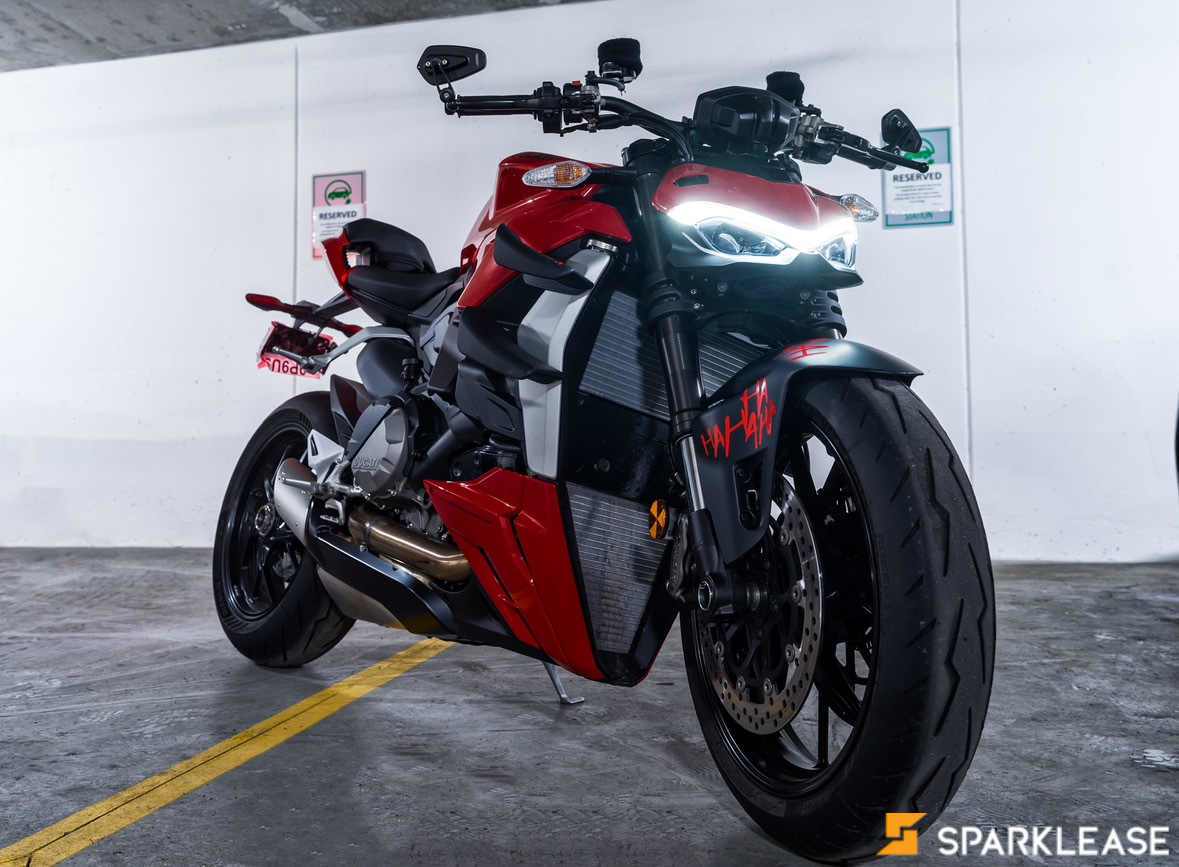 2022 Ducati Street fighter V2, 温哥华, 全款