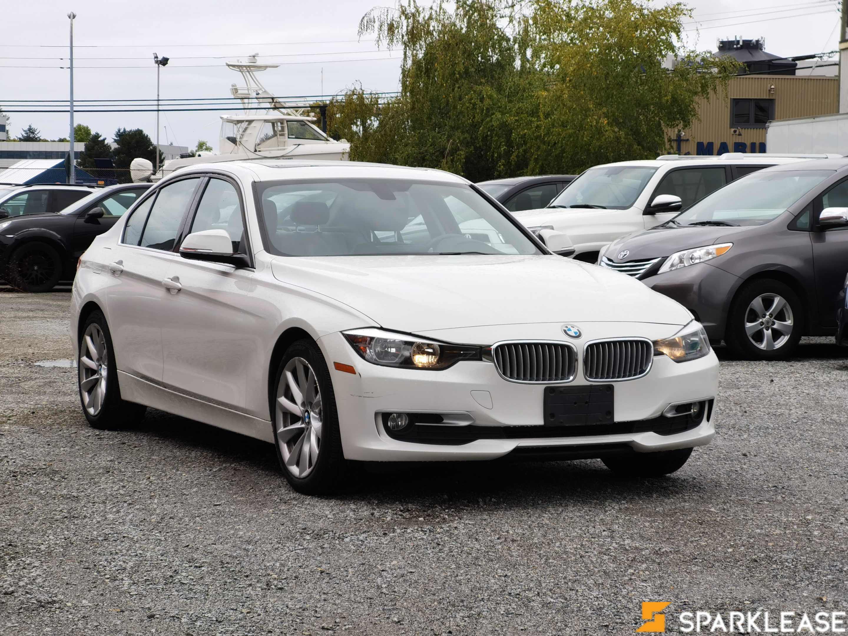 2014 BMW 3 Series 4dr Sdn 320i RWD, 温哥华, 全款车