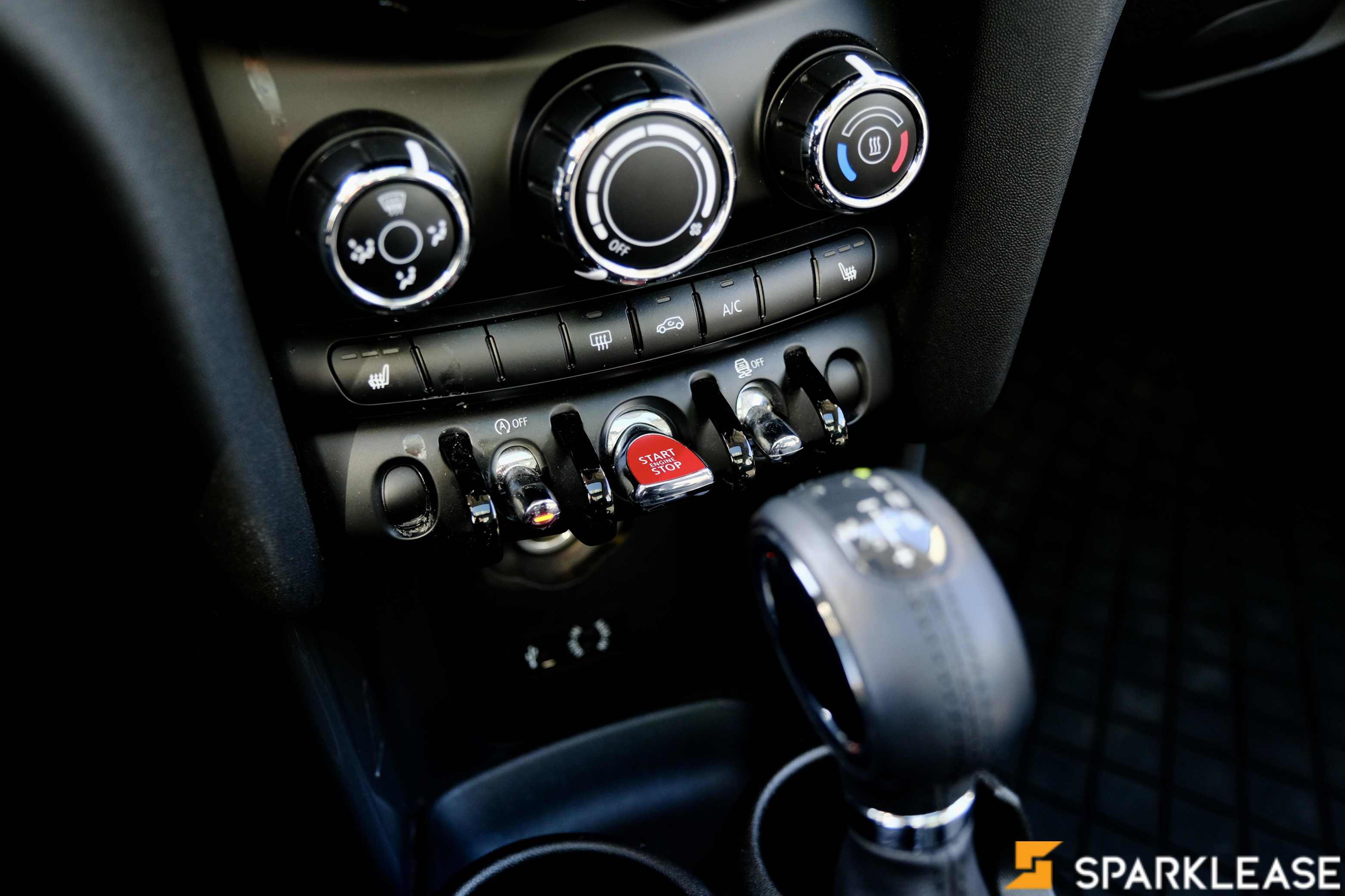 2015 MINI  Cooper Hardtop 5 Door  5dr HB , 温哥华, 五大行Finance估价