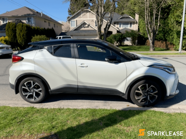 2021 Toyota CHR 熊猫色, Vancouver, Lease Transfer