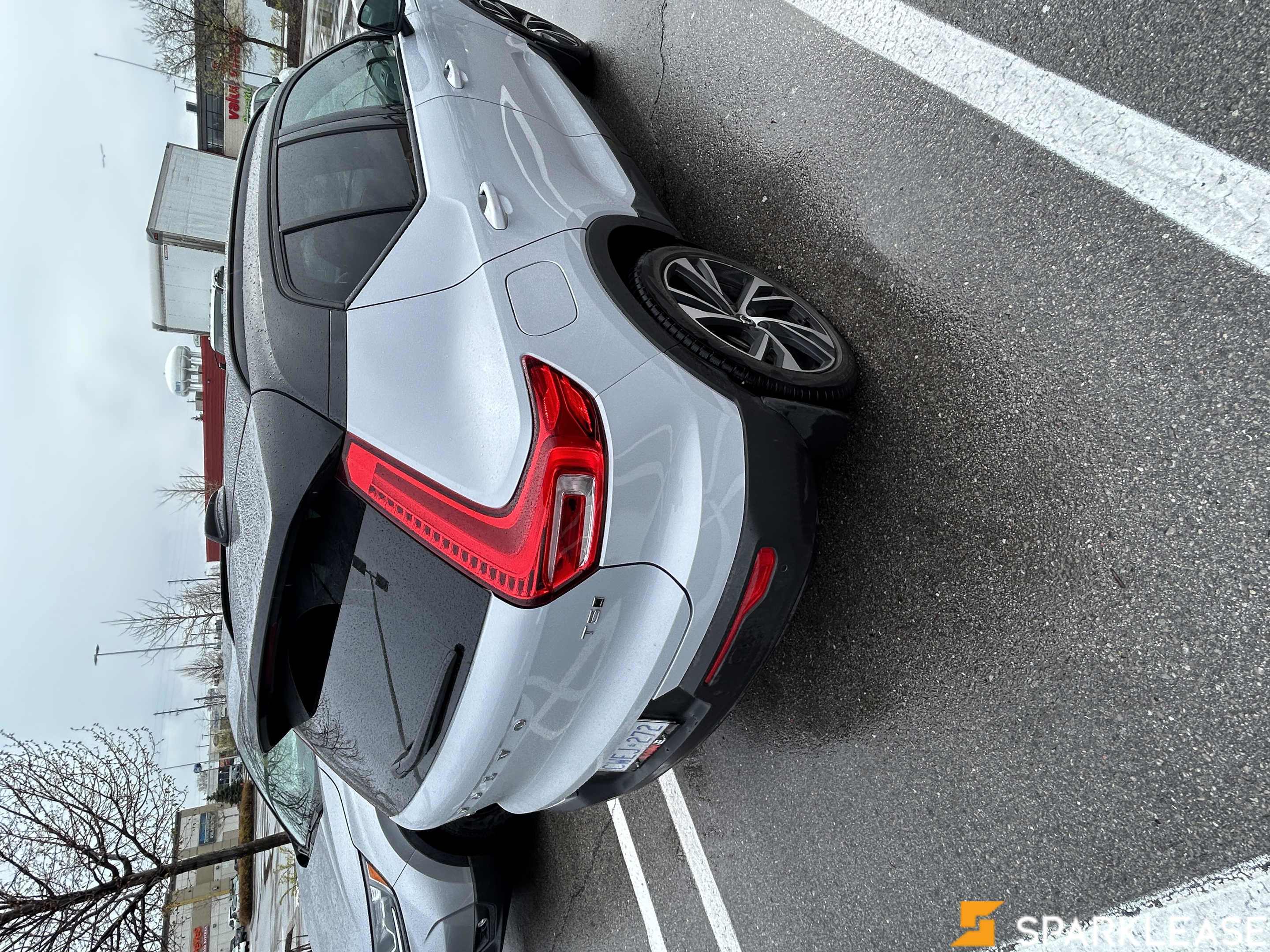 2022 Volvo XC40 T5 AWD R-Design, Toronto, Lease Transfer