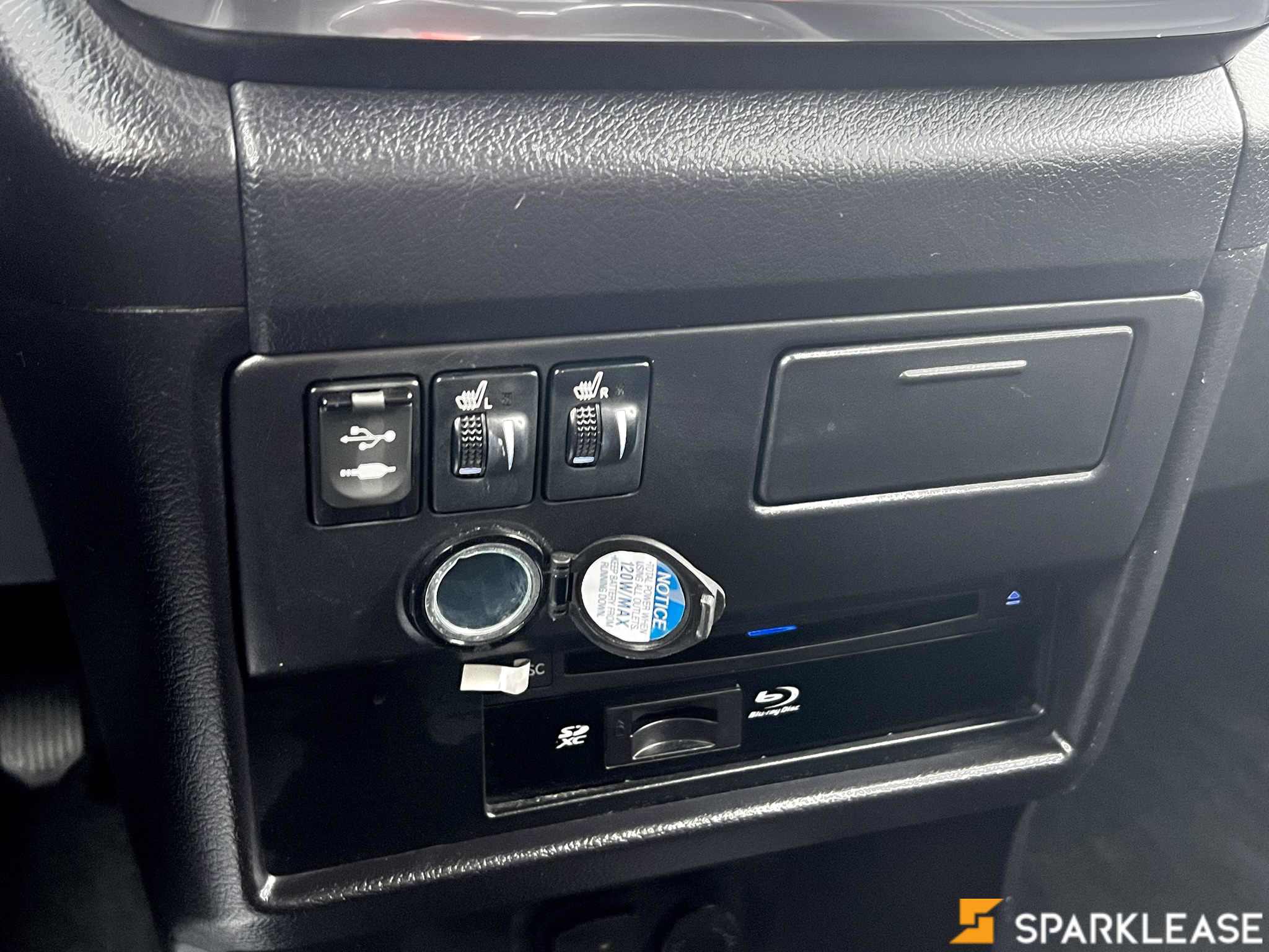 2017 Toyota  Sienna  5dr SE 8-Pass FWD , 多伦多, 五大行Finance估价