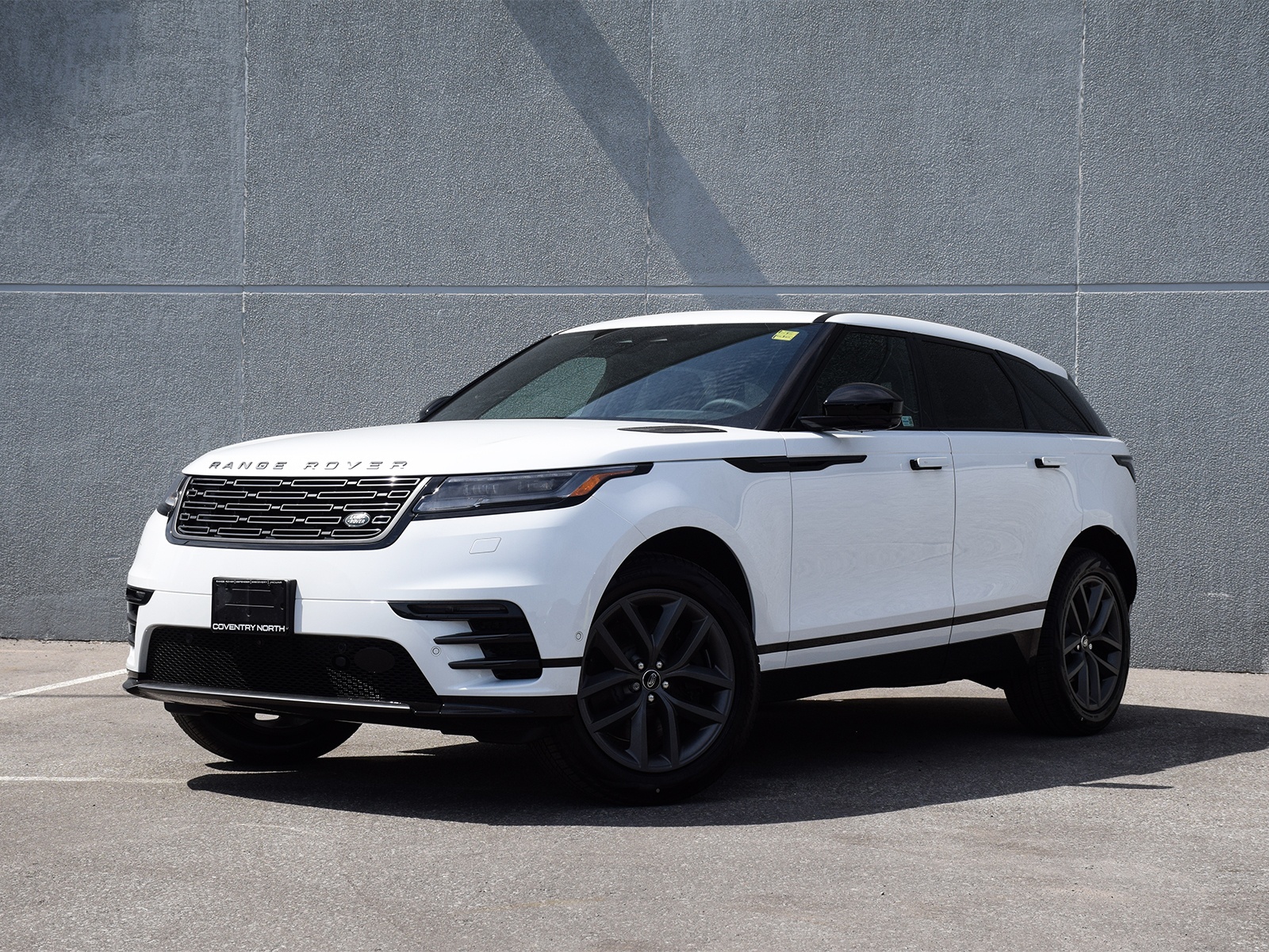 2026 Land Rover Range Rover Velar Dynamic SE P250 Gas