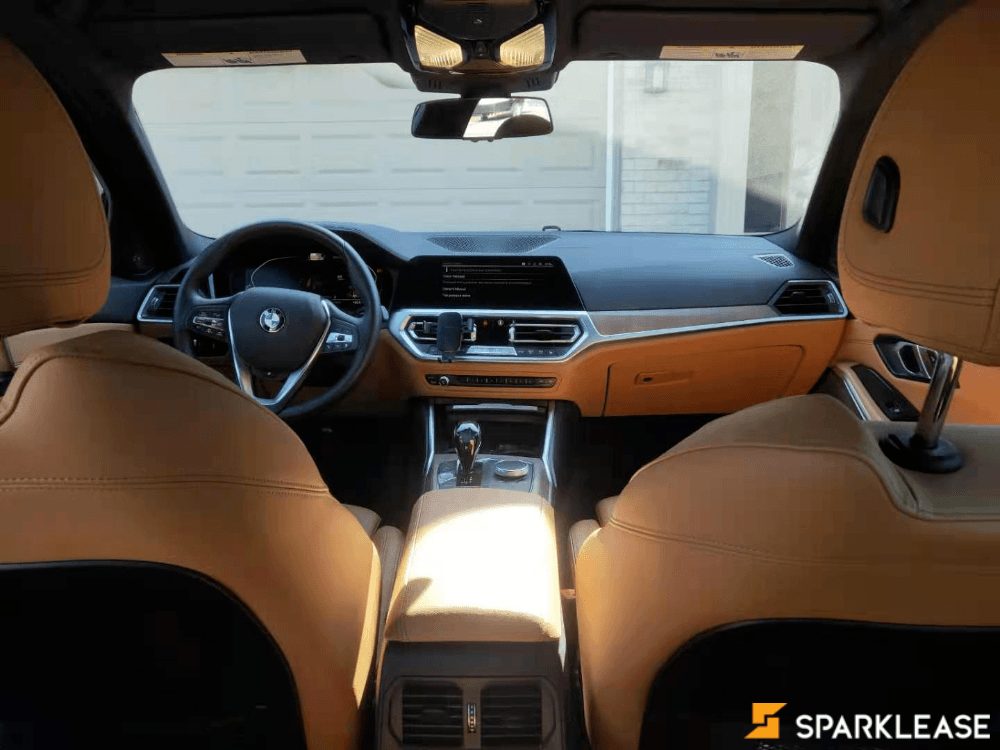 2019 BMW 330i XDrive Series, 多伦多, 转LEASE