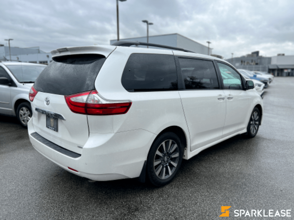 2018 Toyota Sienna , 温哥华, 全款车