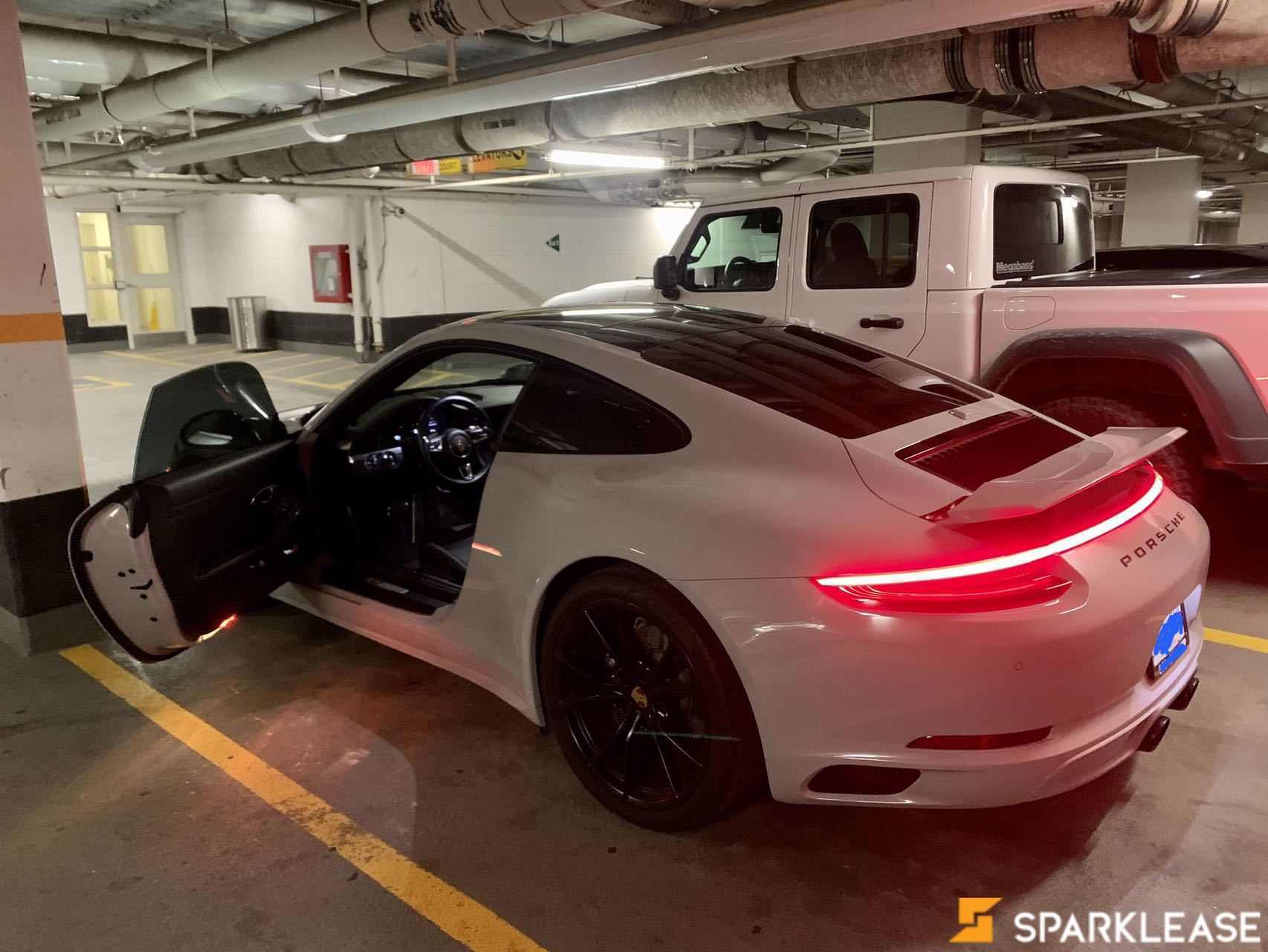 2019 Porsche 911 Carrera 4 Coupe, 多伦多, 转LEASE