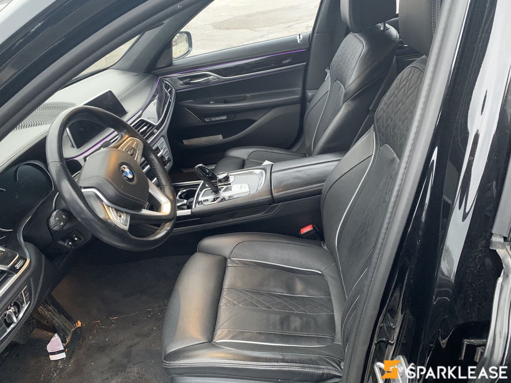 2016 BMW 750i, 多伦多, 全款车