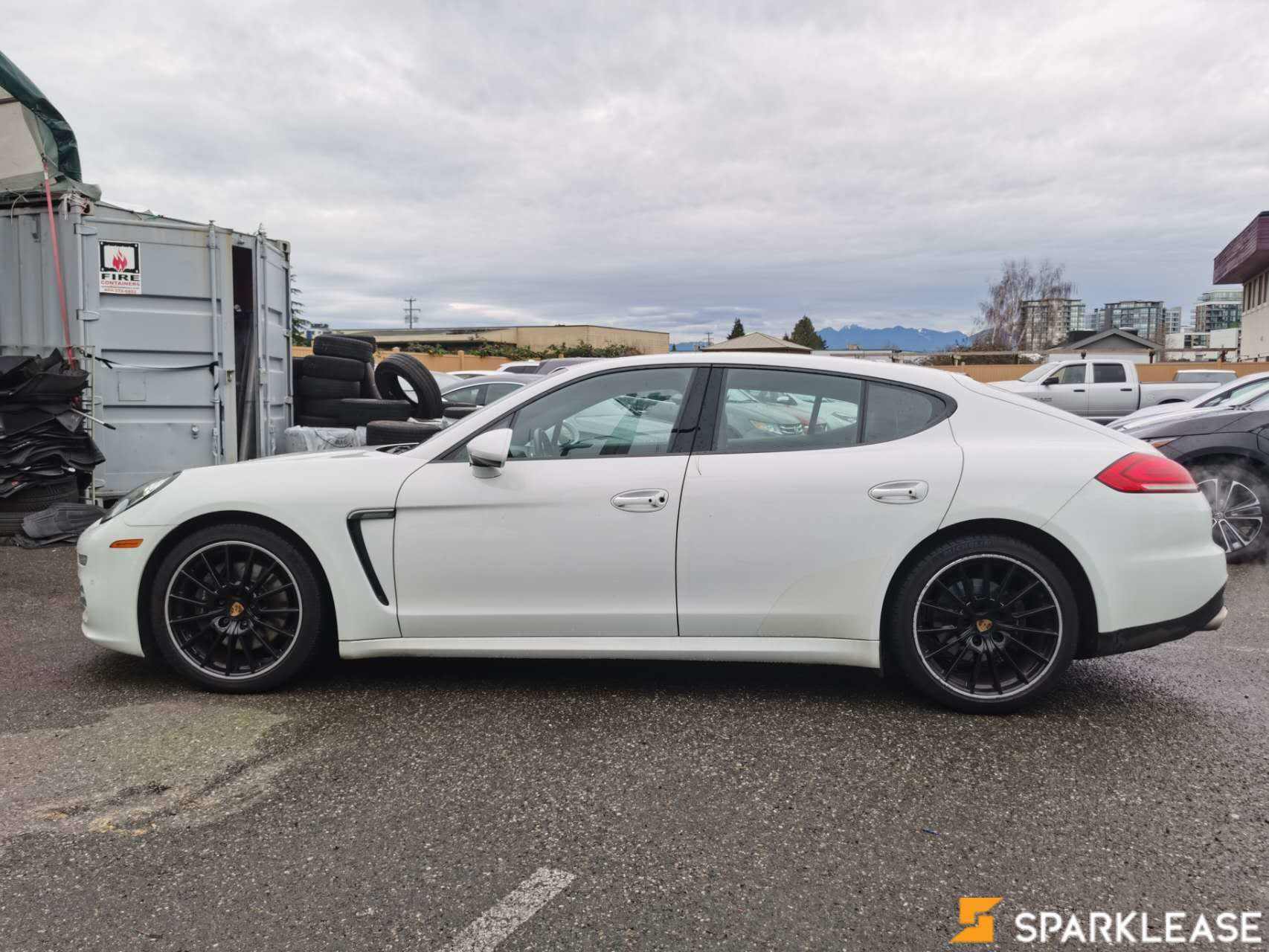 2015 Porsche Panamera 4dr HB, 温哥华, 五大行Finance估价