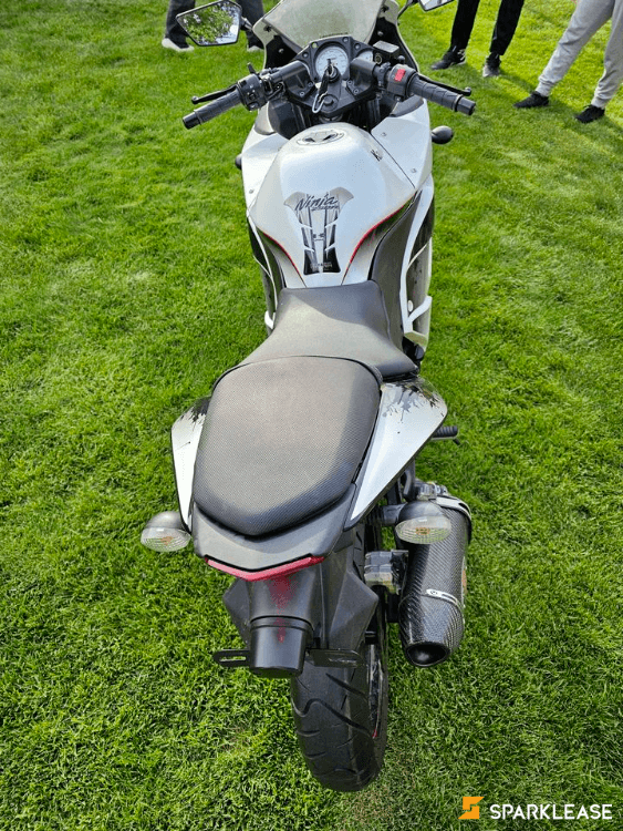 2011 Kawasaki Ninja, 多伦多, 全款