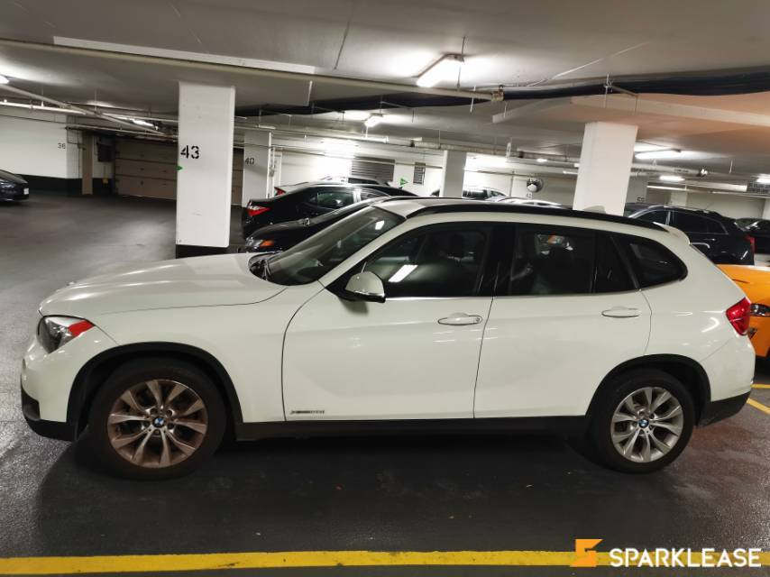 2013 BMW X1, 多伦多, 全款车