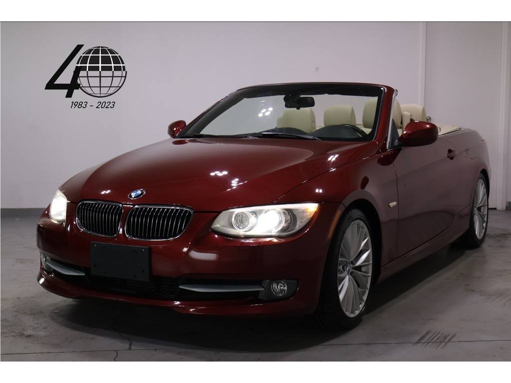 2011 BMW 335i 335i CAB   LOW MILEAGE!!   CLEAN CARFAX