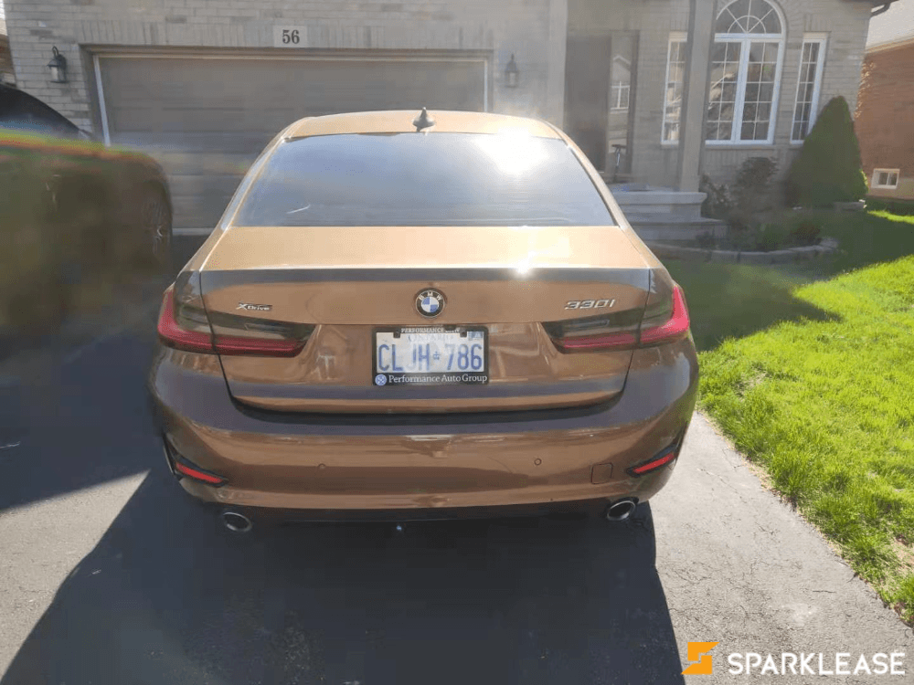 2019 BMW 330i XDrive Series, 多伦多, 转LEASE