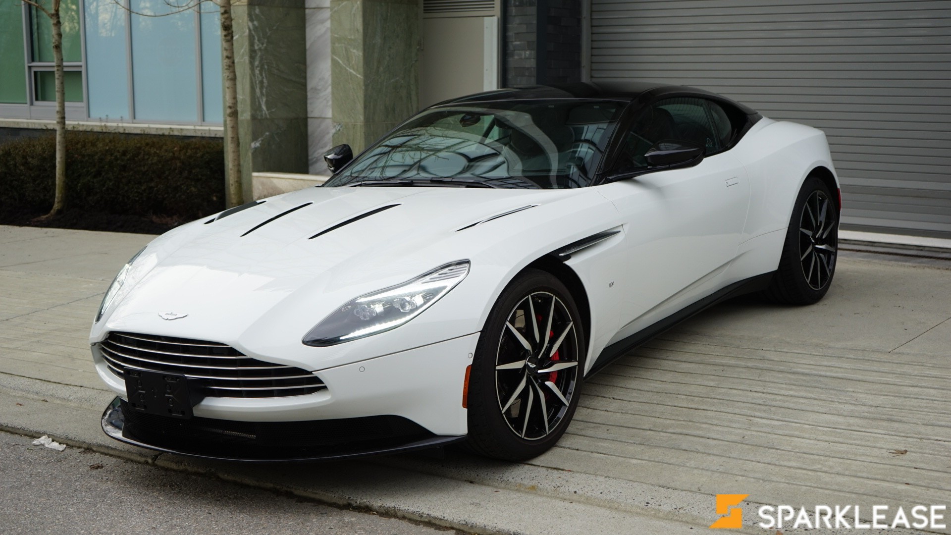 2017 Aston Martin DB11, Vancouver, Cash