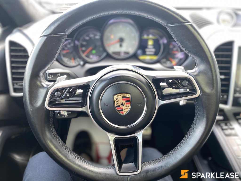 2017 Porsche Cayenne AWD 4dr GTS, 多伦多, 五大行Finance估价