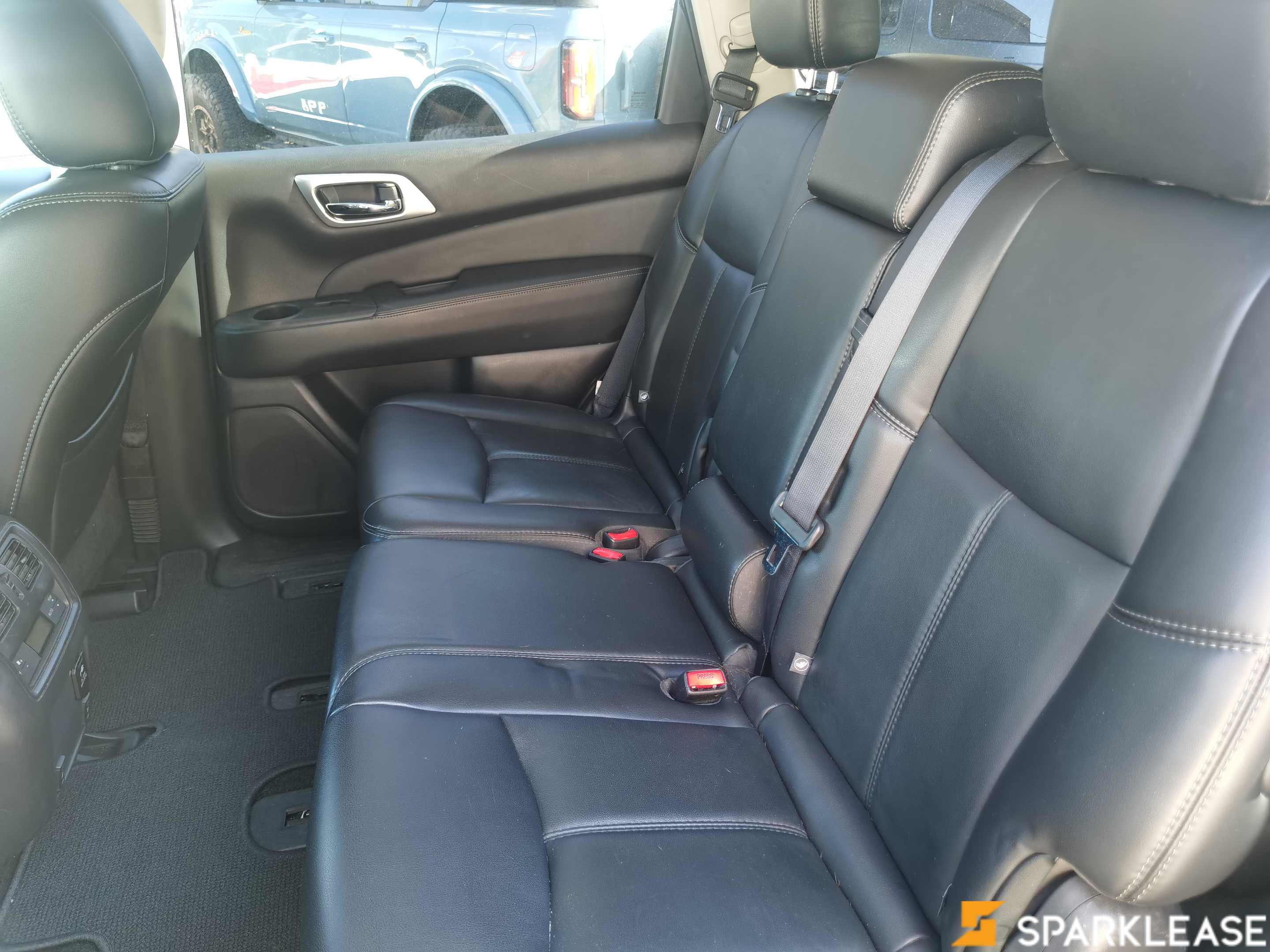 2016 Nissan Pathfinder 4WD 4dr Platinum, 温哥华, 全款车