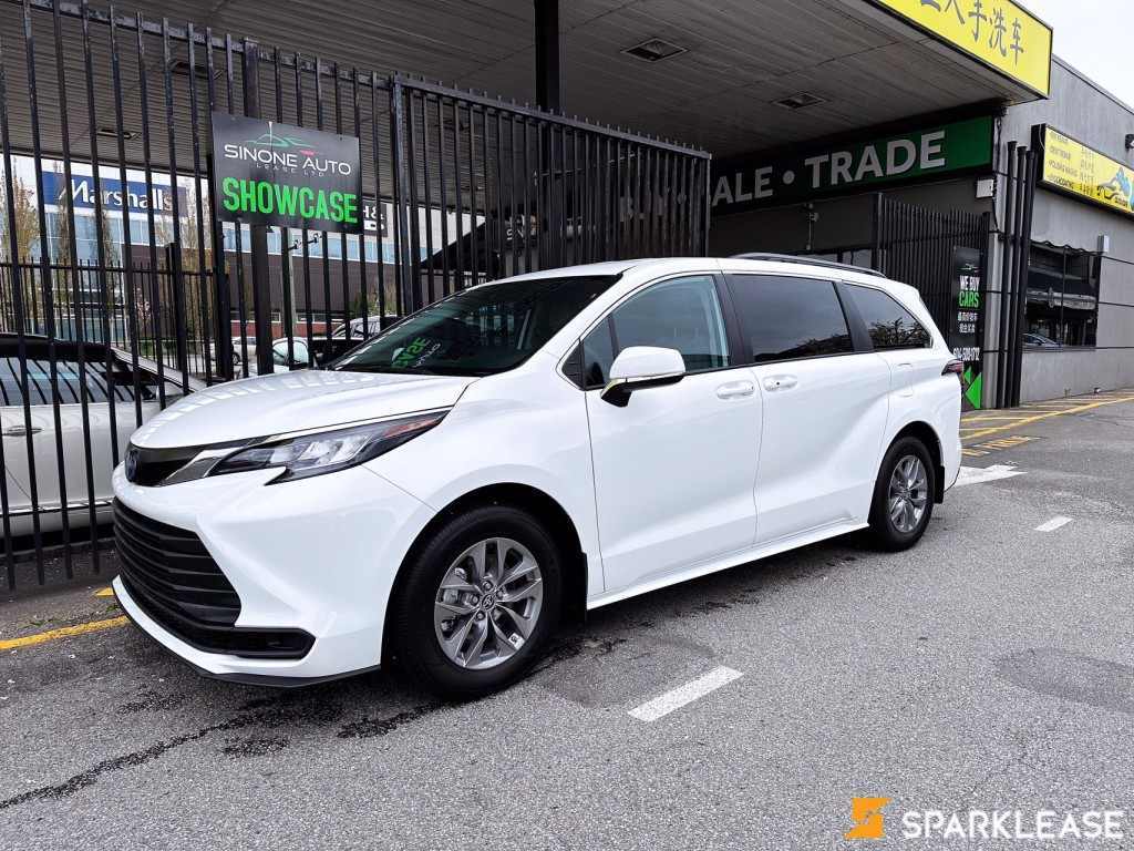 2022 Toyota  Sienna  LE 8-Passenger AWD , 温哥华, 全款车