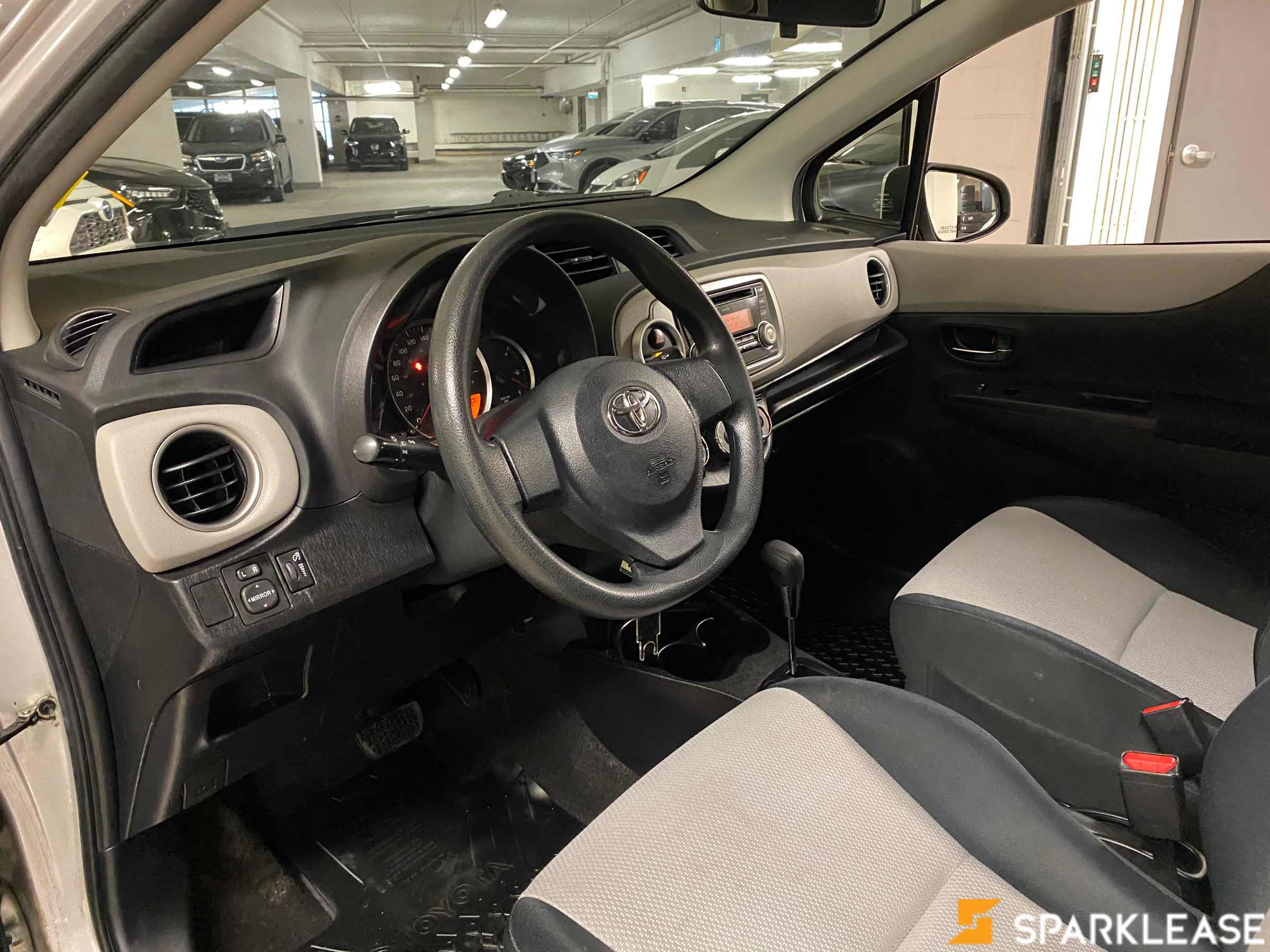 2013 Toyota Yaris HB Auto LE , 多伦多, 五大行Finance估价