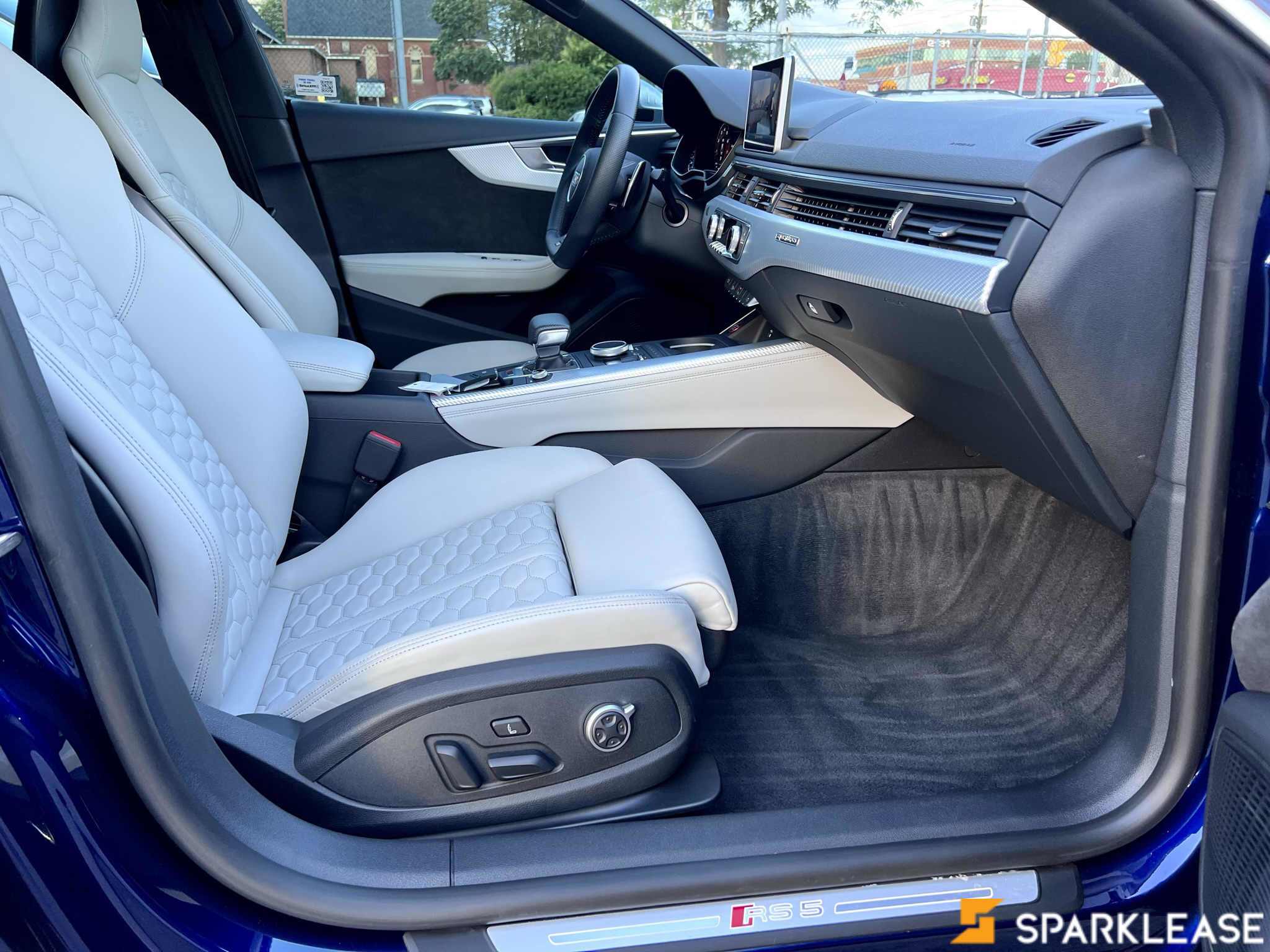 2019 Audi  RS 5 Sportback 顶配白内, 多伦多, 五大行Finance估价